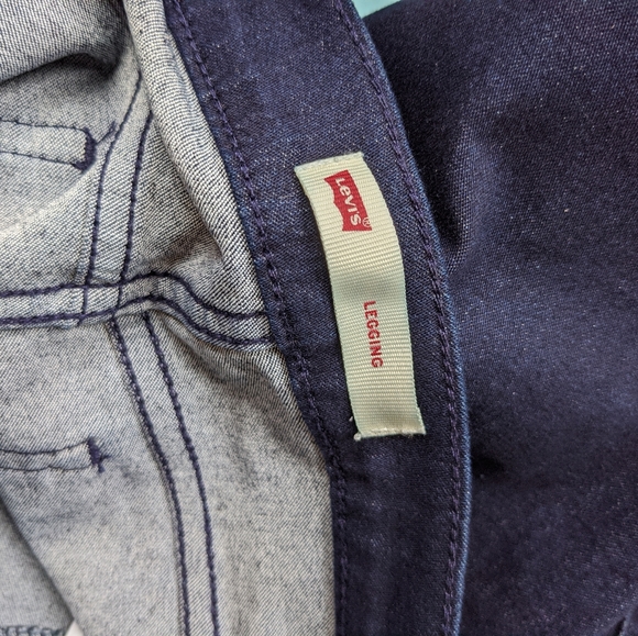 Levi's pull-on leggings. - Picture 5 of 6